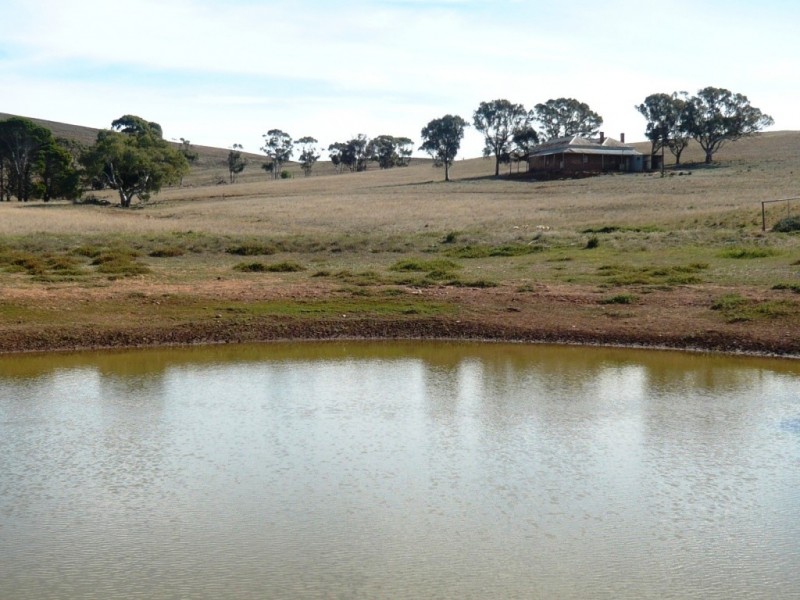 * 388.48ha Kercolo 960.12acs, Hallett SA 5419