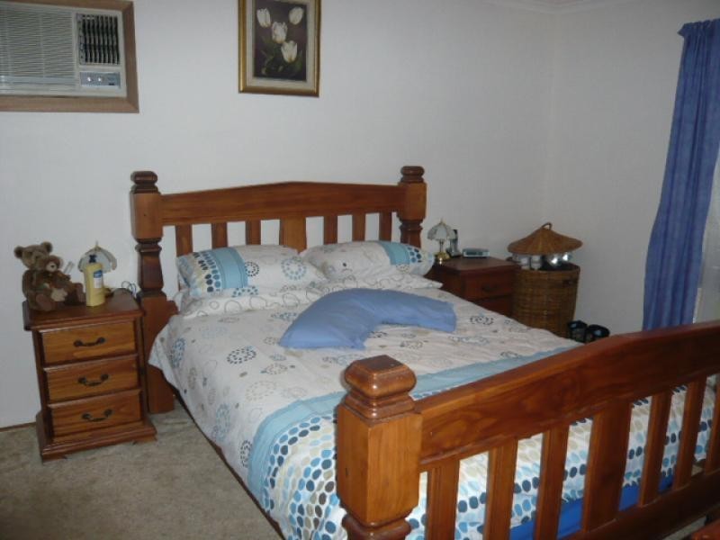 16 Geddes Avenue, Clare SA 5453