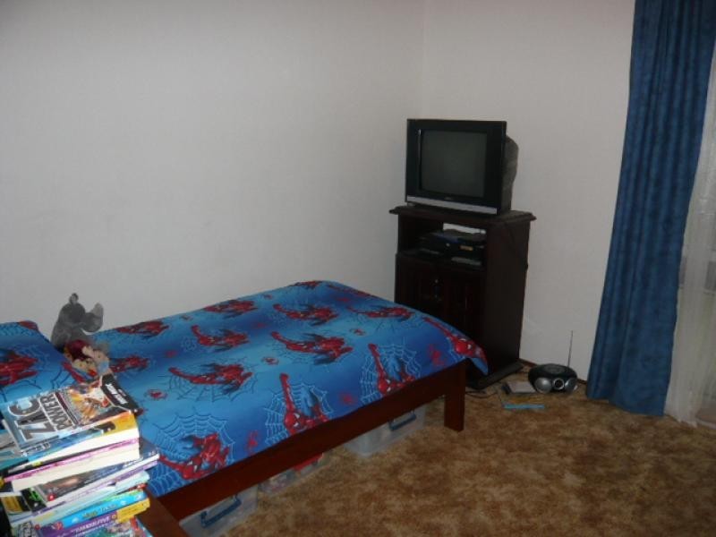 16 Geddes Avenue, Clare SA 5453