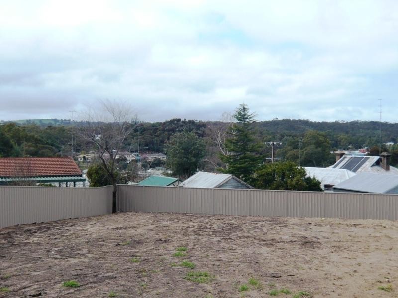 1 Bright Street, Clare SA 5453