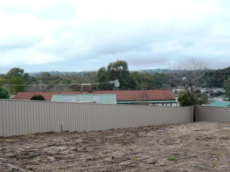 1 Bright Street, Clare SA 5453