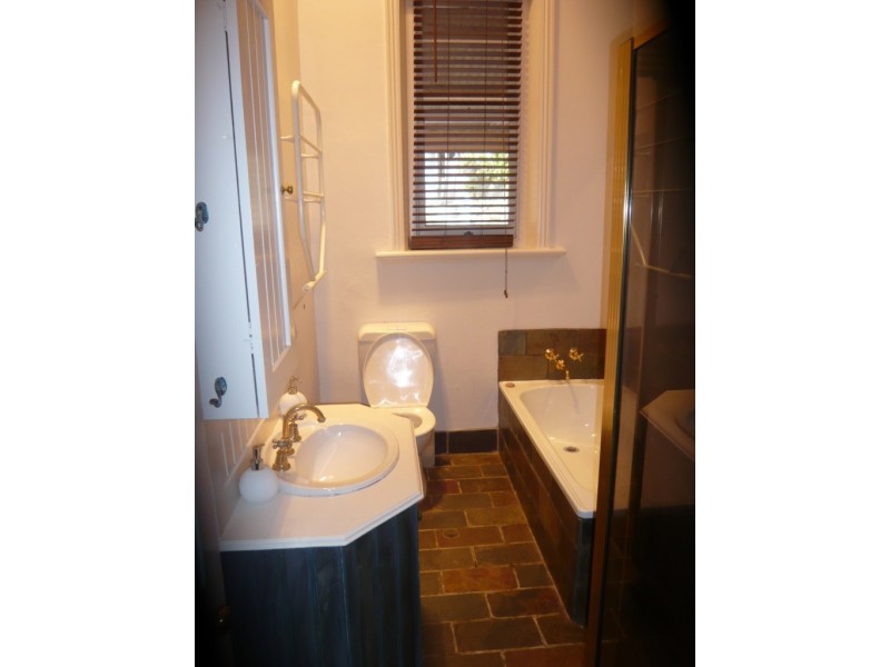 St George Terrace, Armagh SA 5453