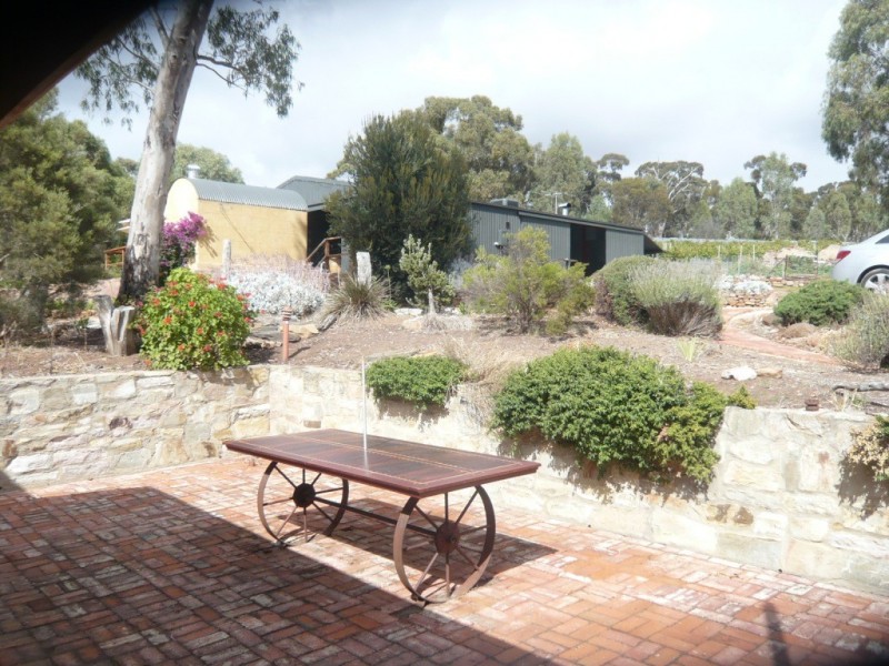 St George Terrace, Armagh SA 5453