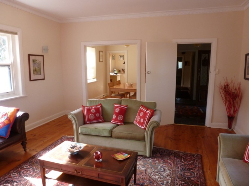 23 Agnes Street, Clare SA 5453