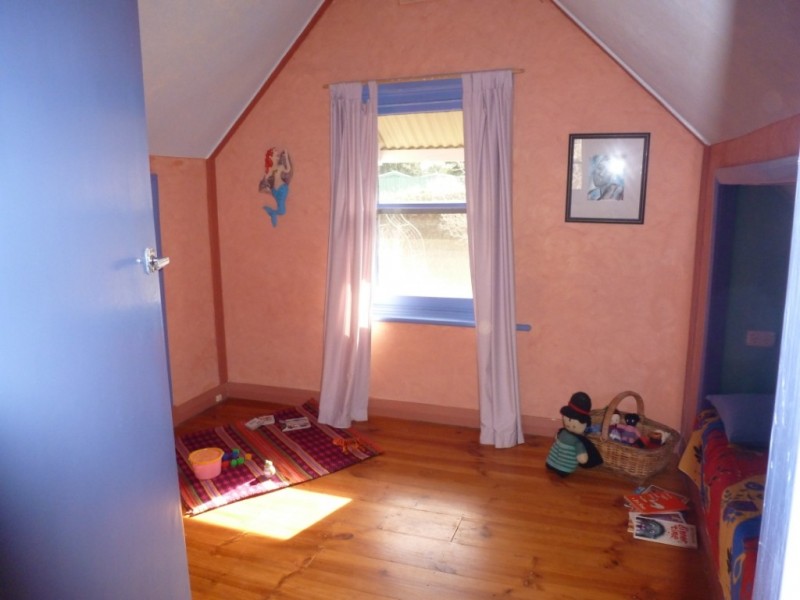 23 Agnes Street, Clare SA 5453