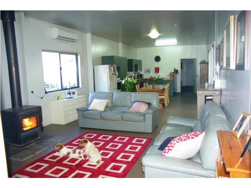 * 54.36ha “Just Sams” 134.3acs, Clare SA 5453