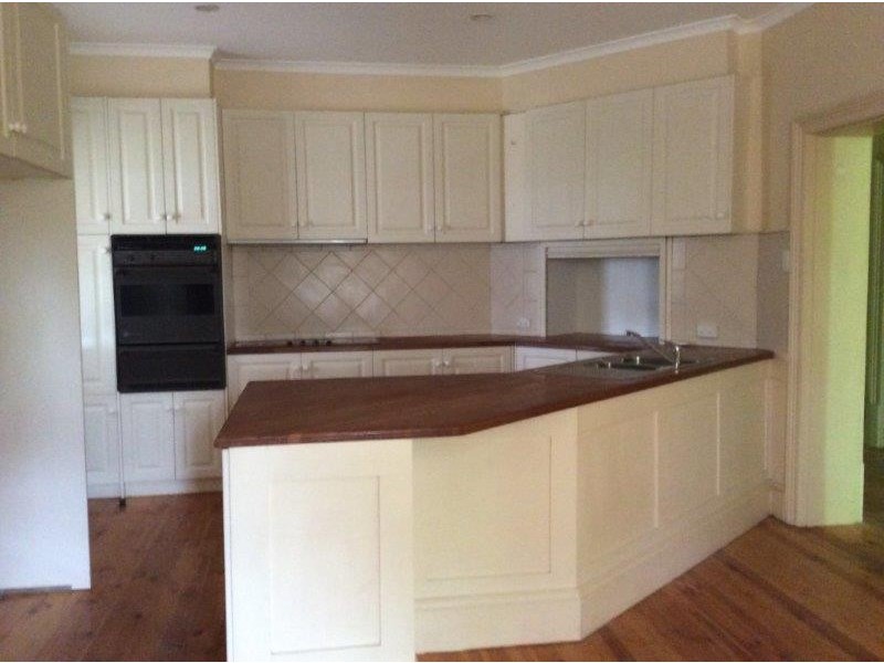 124 Main North Road, Clare SA 5453