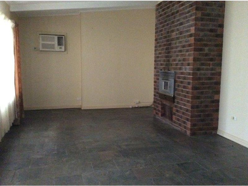 124 Main North Road, Clare SA 5453