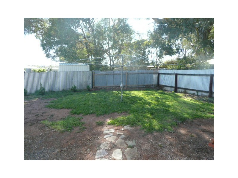 11 Park Street, Burra SA 5417