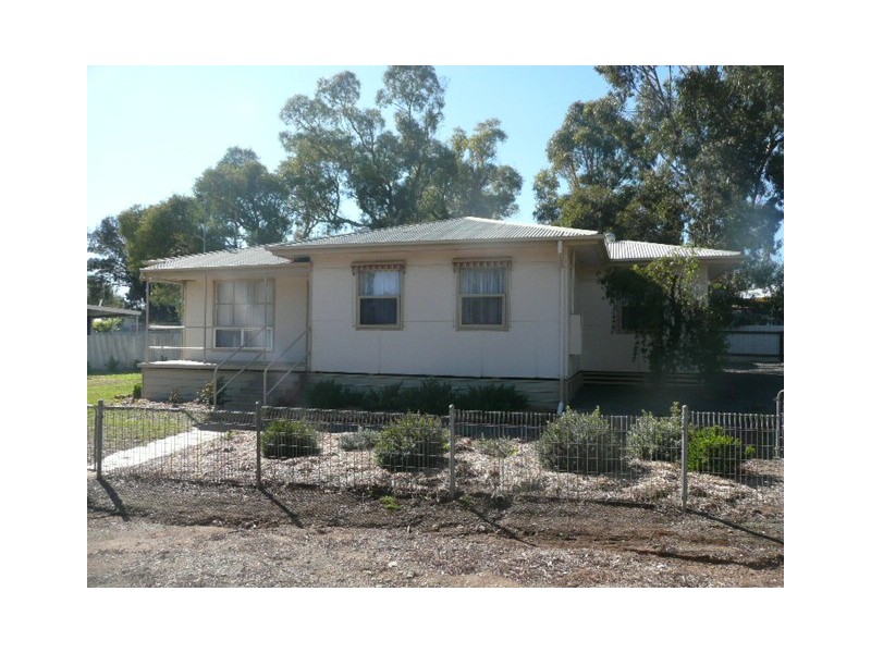 11 Park Street, Burra SA 5417