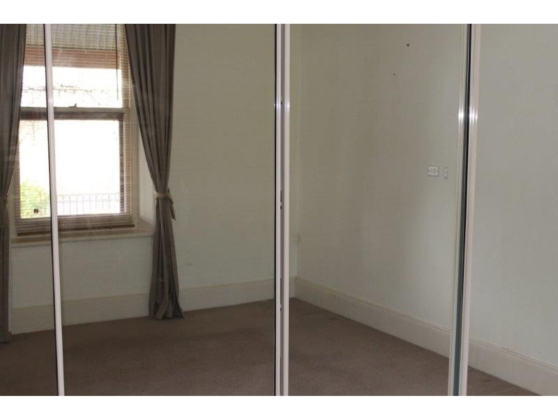 10 Wright Place, Clare SA 5453