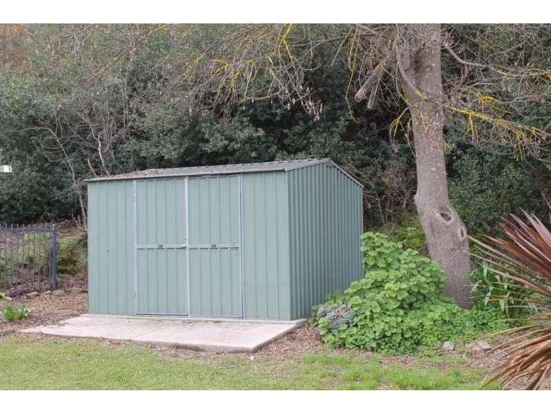 10 Wright Place, Clare SA 5453