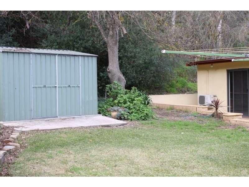 10 Wright Place, Clare SA 5453