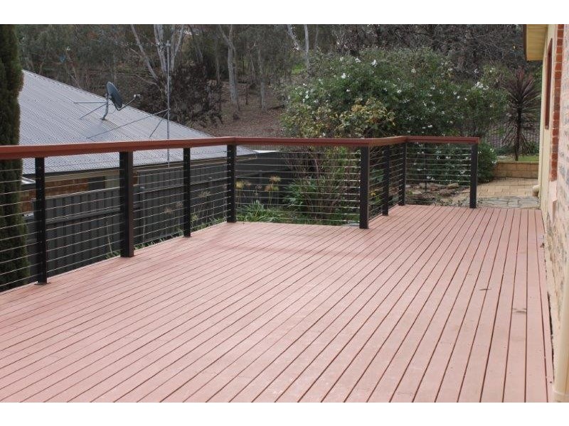 10 Wright Place, Clare SA 5453