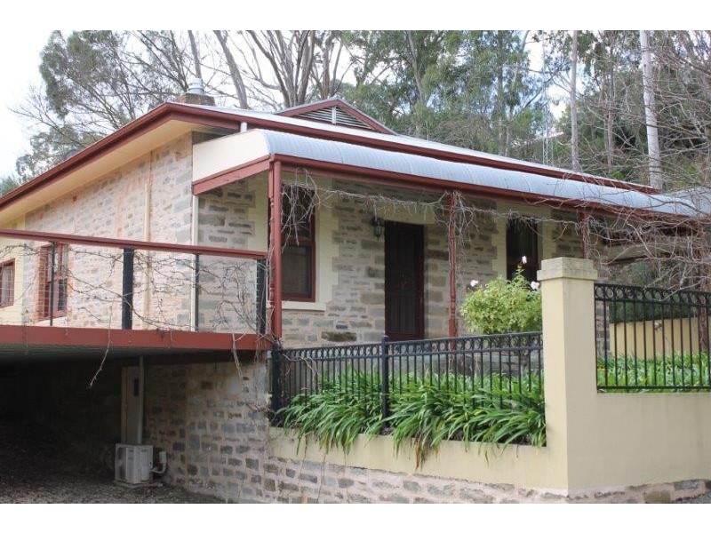 10 Wright Place, Clare SA 5453