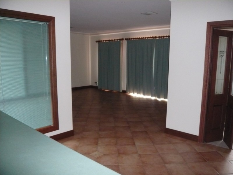 10 Muirkirk Street, Jamestown SA 5491