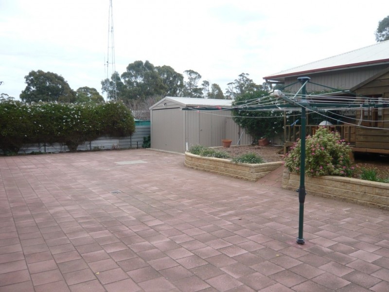 10 Muirkirk Street, Jamestown SA 5491