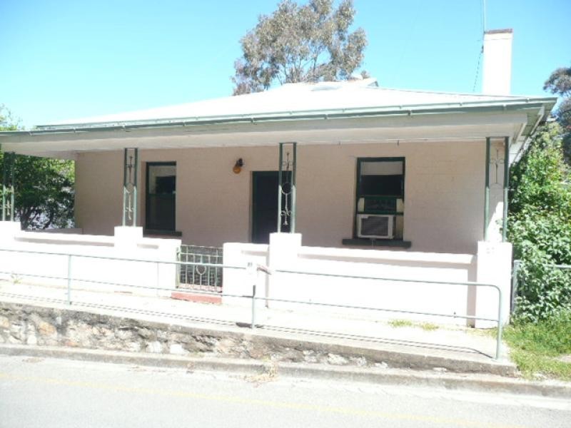 27 Mill Street, Clare SA 5453