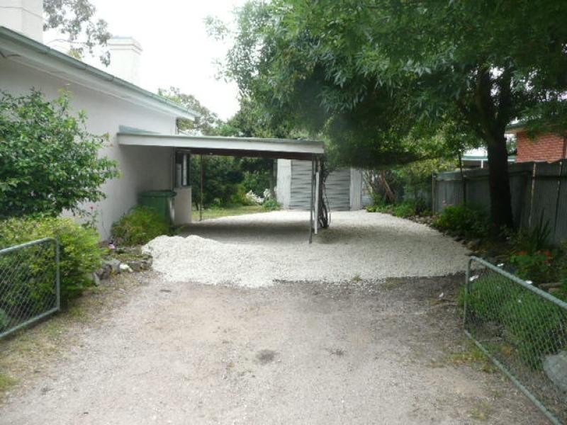 27 Mill Street, Clare SA 5453