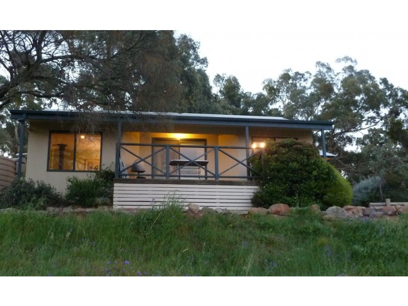 293A and 293B QUARRY ROAD, Clare SA 5453