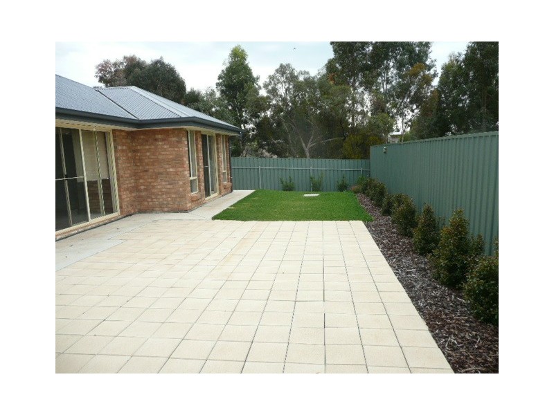 20 Pandappa Drive, Clare SA 5453