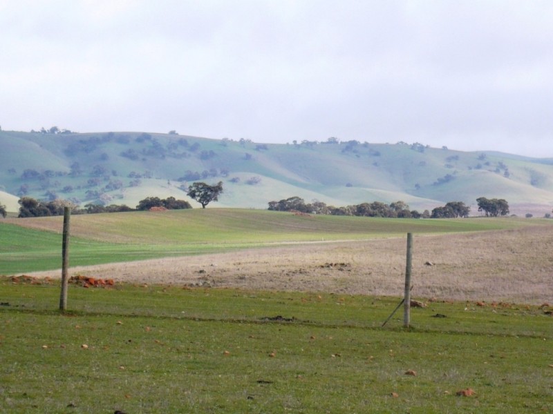 * 297.6ha Whitings 735.5acs, Jamestown SA 5491