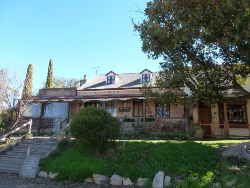1 “The Teapot Inn”, Mintaro SA 5415