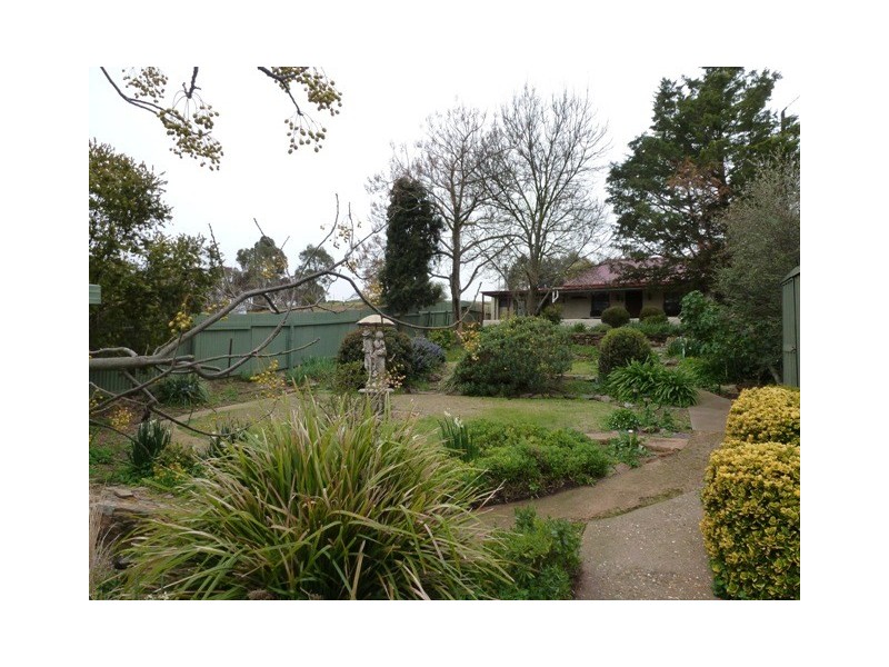 9 Ayers Street, Burra SA 5417