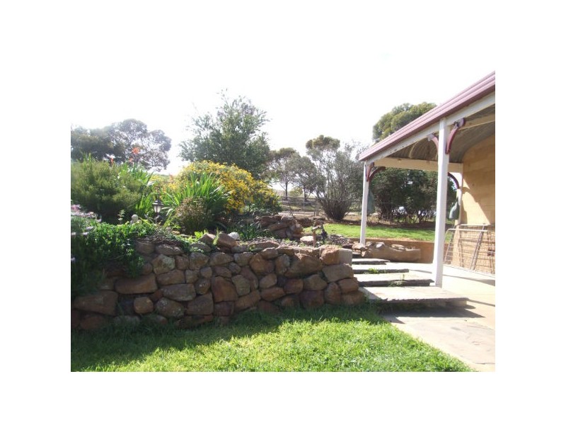 * 8.366ha Broadview Heights Homestead 20.67acs, Koolunga SA 5464