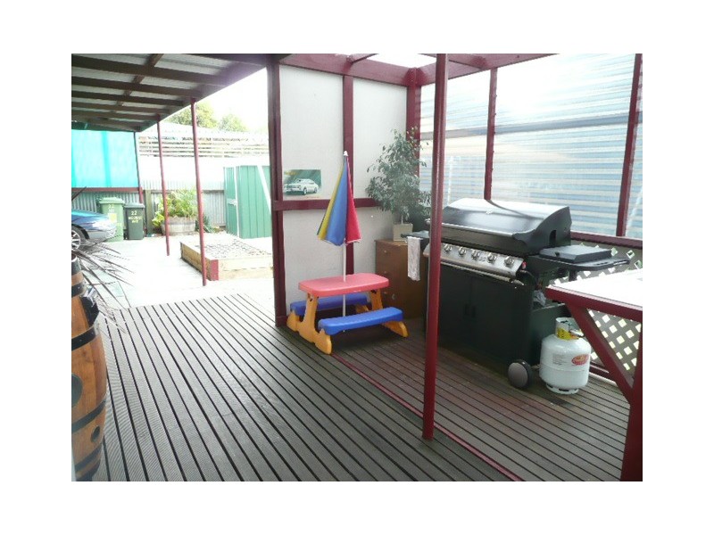 22 Melrose Ave, Clare SA 5453