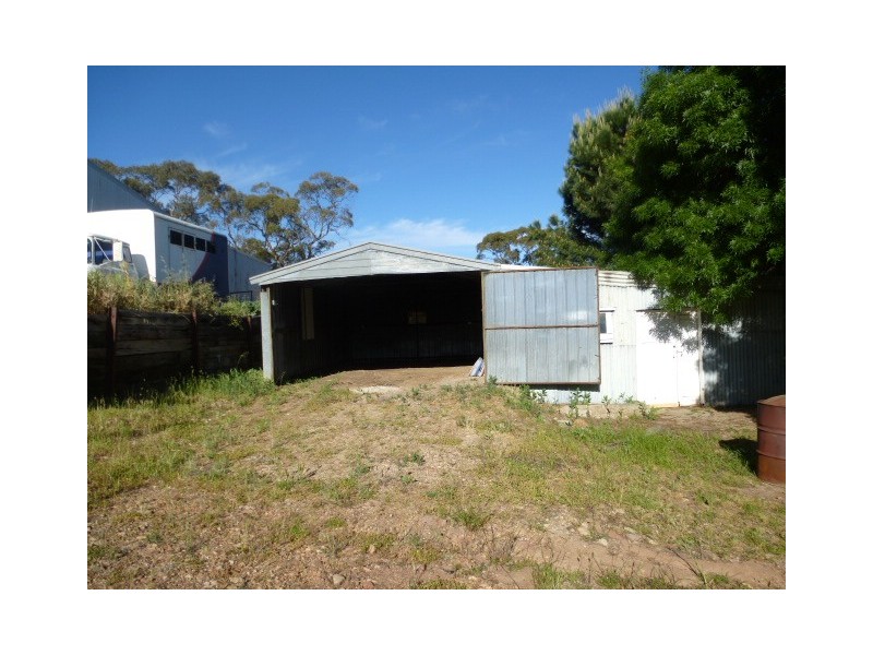 28 McRae Wood Road, Clare SA 5453