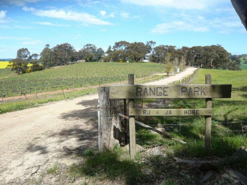 * 206.75ha “Range Park” 511acs, Hill River SA 5453