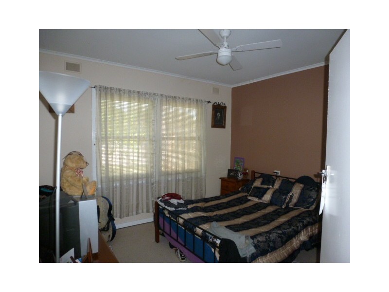 1 Cooper Street, Riverton SA 5412