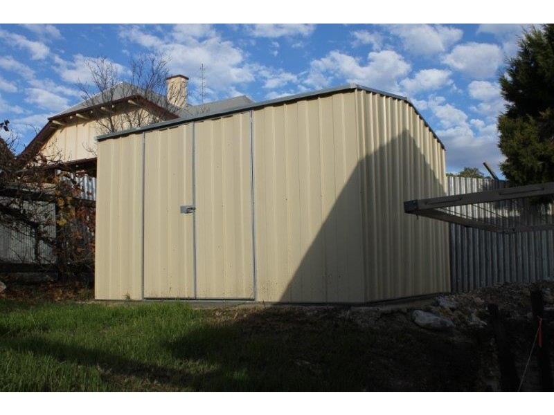 1A Trembeth Street, Burra SA 5417