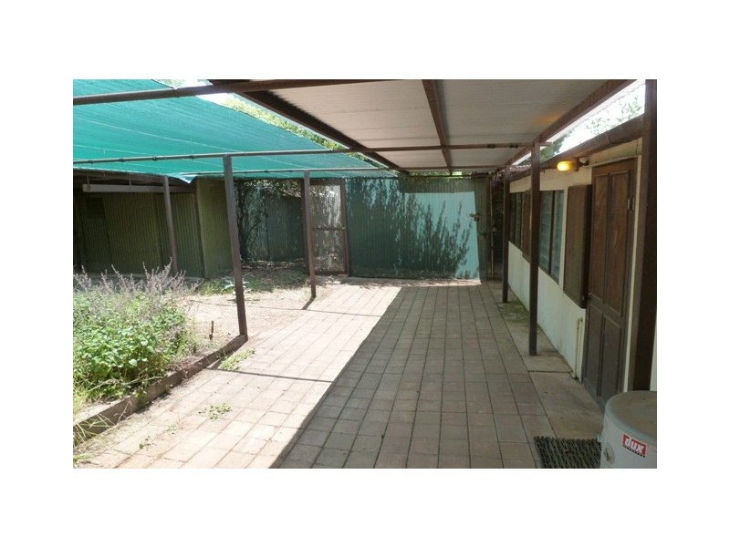 26 Thames Street, Burra SA 5417