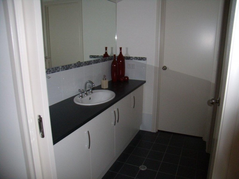 26A WEST TCE, Clare SA 5453