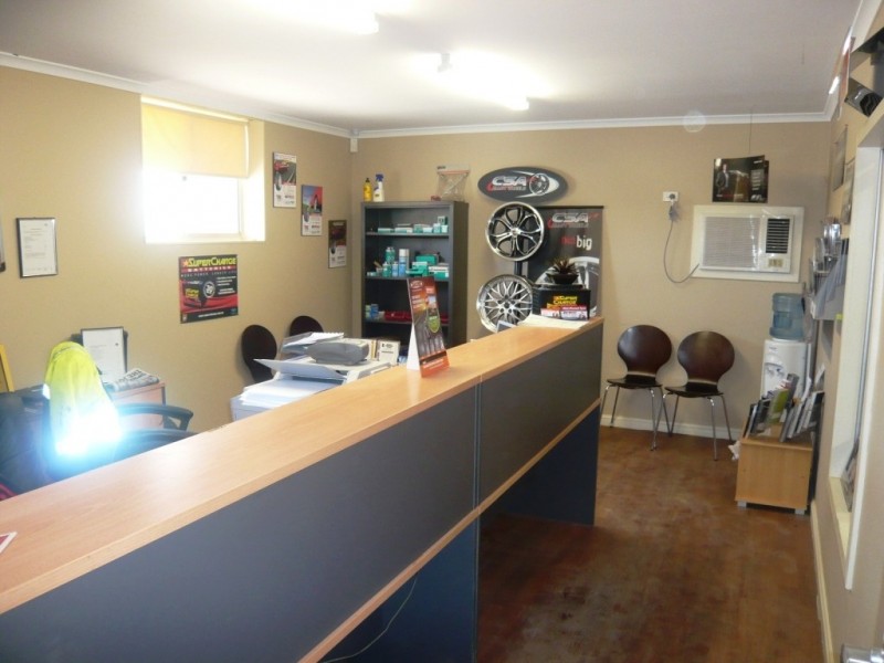 430 Main North Rd – Clare Discount Tyres, Clare SA 5453
