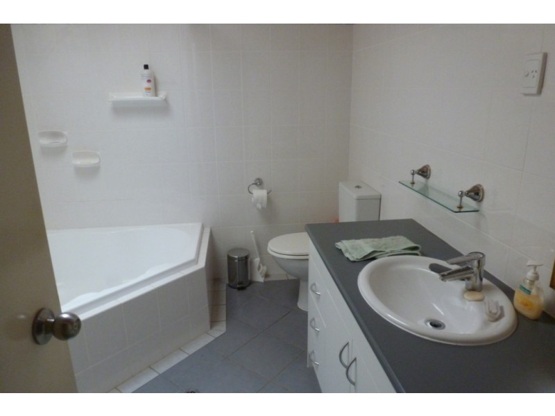 - Horrocks Highway, Clare SA 5453