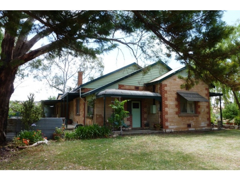 - Horrocks Highway, Clare SA 5453