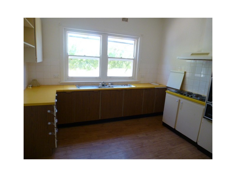 3 CAS HAWKER RD, Andrews SA 5454