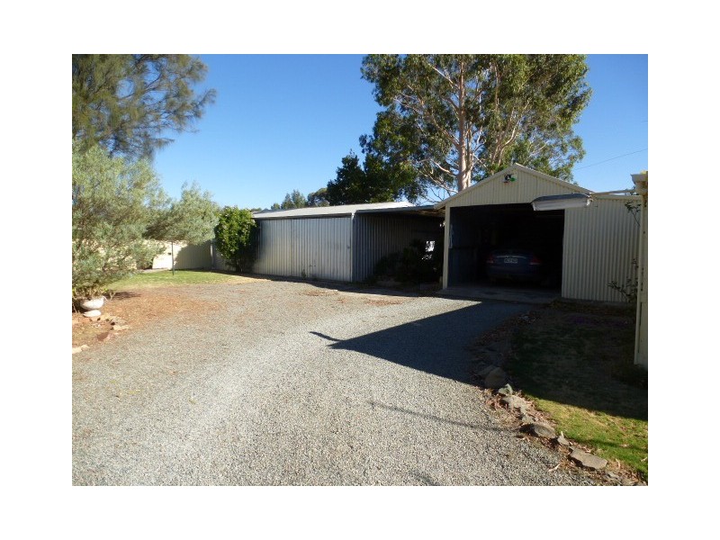 3 Sydney Street, Spalding SA 5454