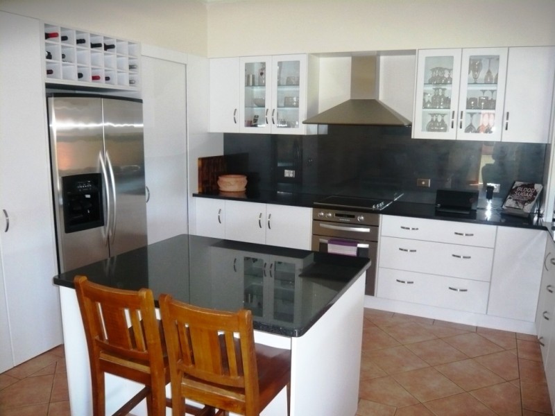 136 Main North Road, Clare SA 5453