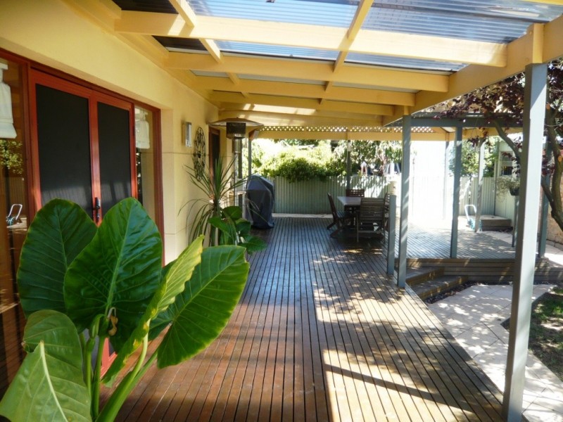 136 Main North Road, Clare SA 5453