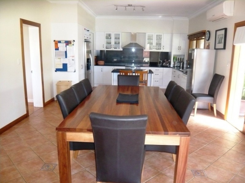 136 Main North Road, Clare SA 5453