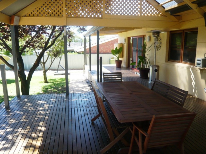 136 Main North Road, Clare SA 5453