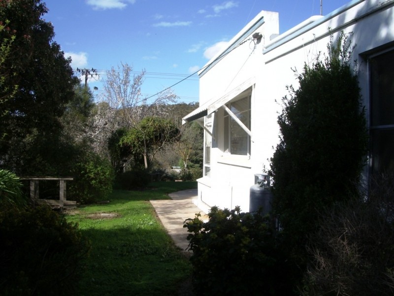 104 Main North Road, Clare SA 5453