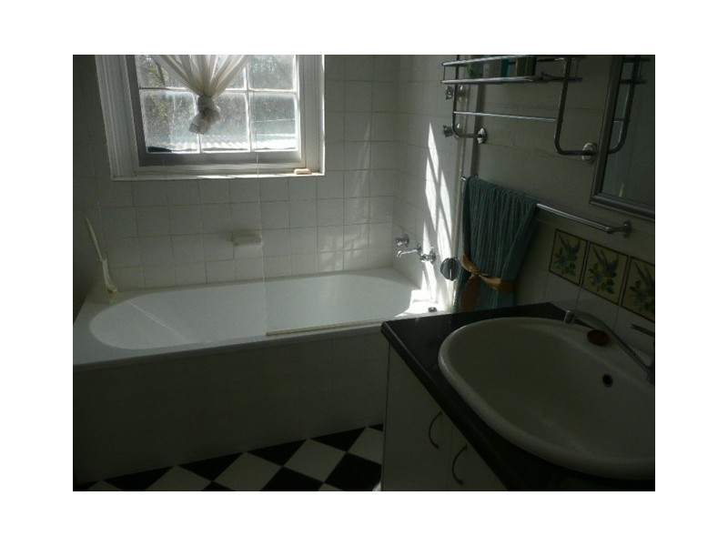 24B MAIN NORTH RD, Auburn SA 5451