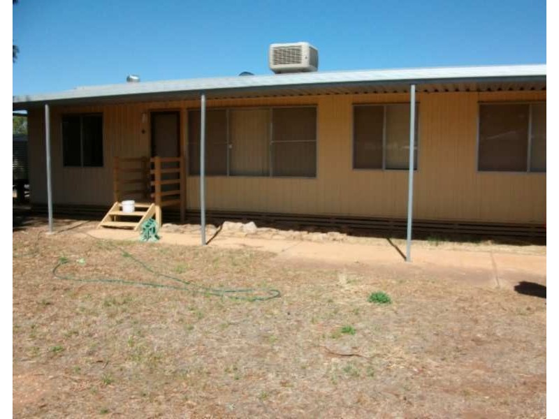30 Queen Street, Peterborough SA 5422