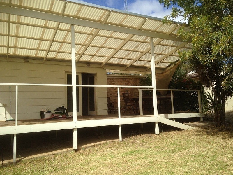 31 Daly Street, Clare SA 5453