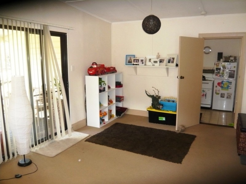 4 Edward Street, Clare SA 5453